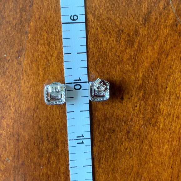 SAVVY CIE JEWELS Sterling Silver Asher Cut Halo CZ Stud Earrings